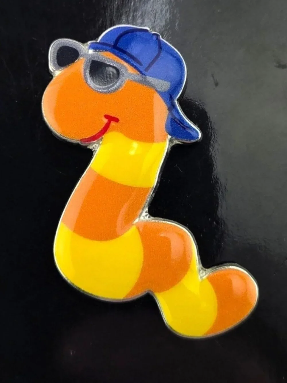 Rare SLIMEY the WORM Pin Sesame Place Exclusive Oscar the Grouch pal